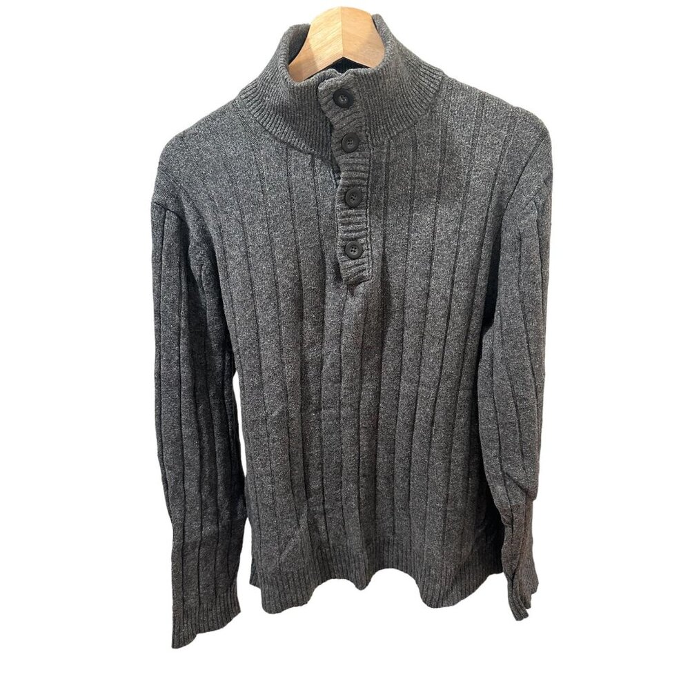 Banana Republic Sweater - Medium